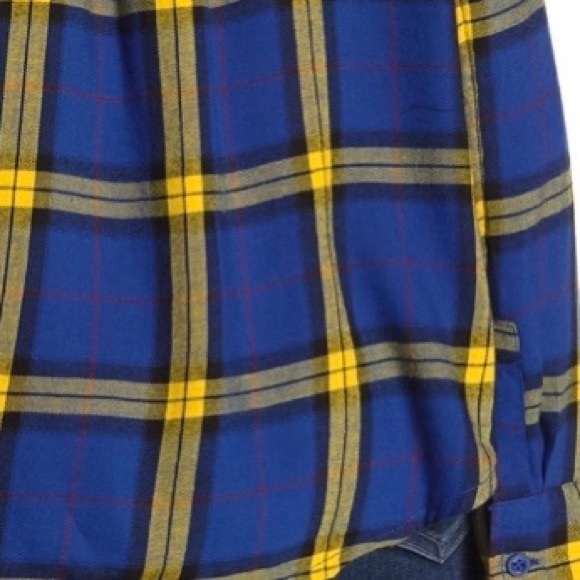 Abound Women’s Plaid Button Down Shirt - Picture 6 of 8